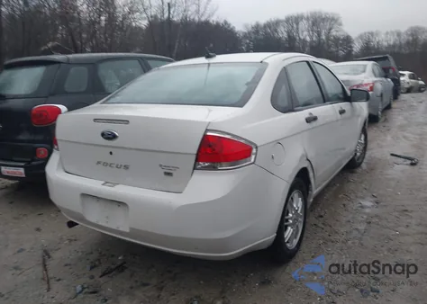 2009 Ford Focus Se z USA, uszkodzony, nr VIN 1FAHP35N89W126885